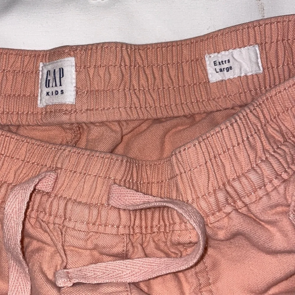 Gap girls shorts 🍑